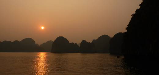 Sonnenuntergang Halong Bay