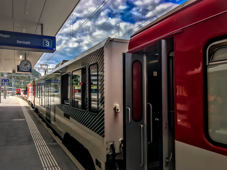 Gornergrat mit der Bahn Fahrplan, Tickets, Reisetipps